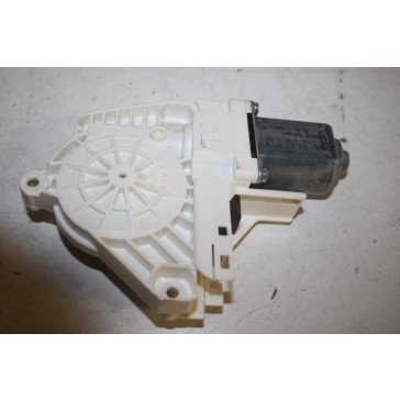 Ruitbedieningsmotor RA div Audi modellen Bj 08-14