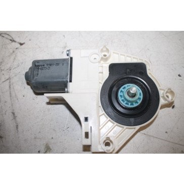 Ruitbedieningsmotor RA div Audi modellen Bj 08-14