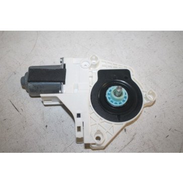 Ruitbedieningsmotor RA div Audi modellen Bj 08-14