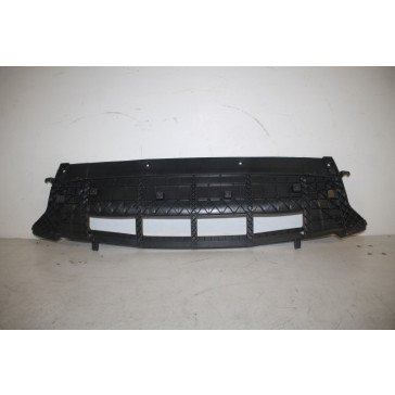 Sluitdeel onder voorbumper Audi Q5 Bj 09-12