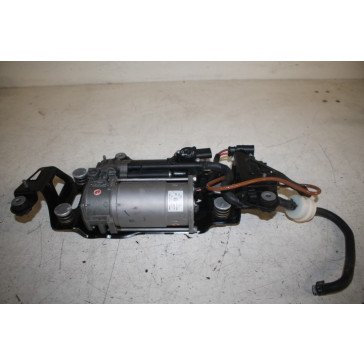 Compressor luchtvering Audi A8, S8 Bj 10-17