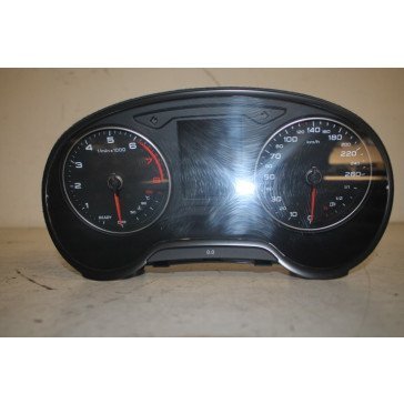 Instrumentenpaneel benzinemotor Audi Q2 Bj 17-heden