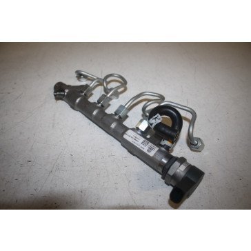 Brandstofverdeler 2.0 TDI Audi A4, A5, A6, Q5 Bj 08-17