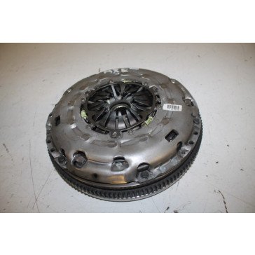 Vliegwiel, drukgroep en koppelingsplaat 2.5 V5 TDI Volkswagen Transporter Bj 03-10