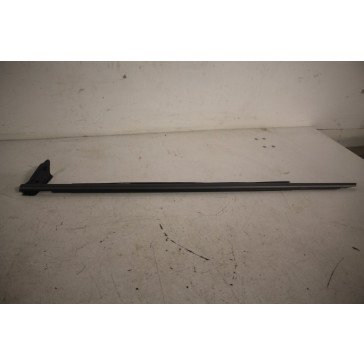Ruitschachtafdichting portier LV titaniumgrijs Audi RS6 Bj 13-18