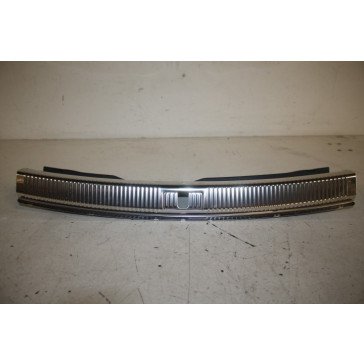 Bekleding afsluitplaat achter zwart/edelstaal Audi A7, S7, RS7 Bj 11-18