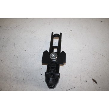 Hoogteverstelling gordel voorzijde div. Audi modellen Bj 08-heden