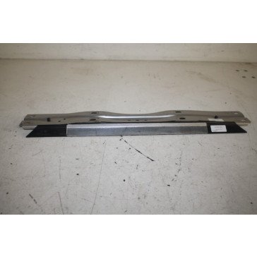 Verbindingsbalk bodemplaat achter Audi RS6, RS7 Bj 13-18