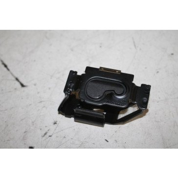 Bevestigingsoog scheidingsnet links zwart Audi A6, S6, RS6 Avant Bj 11-18