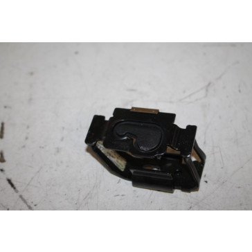 Bevestigingsoog scheidingsnet rechts zwart Audi A6, S6, RS6 Avant Bj 11-18