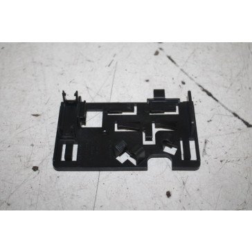 Steun plat stekerhuis Audi A6, S6, RS6, A7, S7, RS7 Bj 11-18