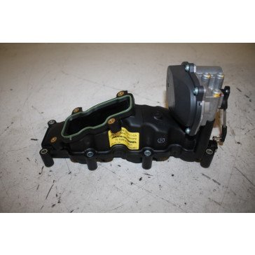 Inlaatspruitstuk links 3.0 V6 TDI Audi Q7 Bj 07-15