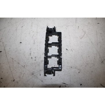 Relaishouder div. Audi modellen Bj 05-17