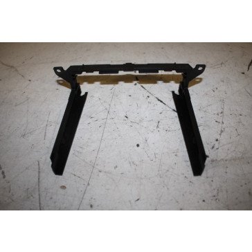 Frame radio Audi A4, S4, RS4, A5, S5, RS5, Q5 Bj 08-17