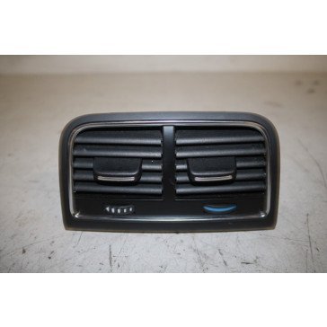 Luchtrooster achter midden zwart Audi Q5 Bj 09-17