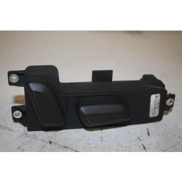 Schakelaar stoelverstelling rechts zwart Audi Q7 Bj 07-15