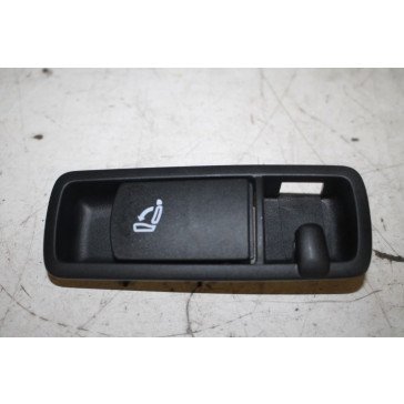 0599225 - 8P78856944PK - Leuningontgrendeling rechts zwart Audi A3, A5, S5, RS5 Cabriolet Bj 08-17