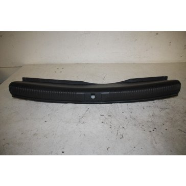 Bekleding afsluitplaat achter zwart Audi A5, S5, RS5 Bj 08-17