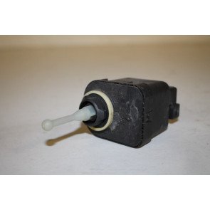 Stelmotor lichtbundelhoogteverstelling Audi A4, S4 Bj 95-99
