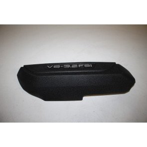 Afdekking v. inlaatspruitstuk 3.2 V6 benz. Audi A4 Bj 05-09