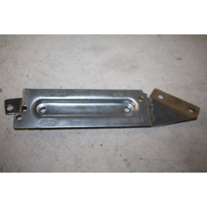 Steun regelapparaat Audi A6, S6 Bj 96-97