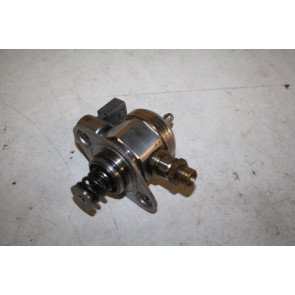 Brandstofpomp 1.8/2.0 TFSI benz. Audi A3, A4, A5, TT Bj 08-13