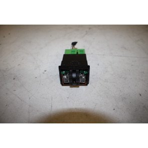 Schakelaar stoelverwarming zwart div. Audi Modellen Bj 01-13