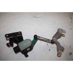 Niveausensor met stangenstel. RA Audi A3, S3, TT, TTS Bj 07-14