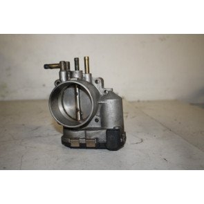 Gasklephuis 2.4-3.0 V6 benz. Audi A4, A6, A8 Bj 98-08