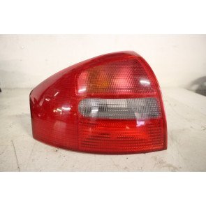 Achterlicht links Audi A6, S6 Sedan Bj 98-01