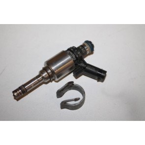 Injector 2.0 TFSI Audi A3, A4, A5, A6, A8, Q3, Q5, TT Bj 07-17