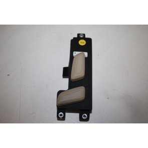 Schakelaar stoelverstelling rechts kardamombeige Audi Q7 Bj 07-15