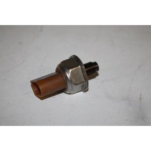 05114074 - 059130758K - Druksensor brandstofverdeler links 2.7/3.0 V6 TDI Audi A4, A5, A6, Q5, Q7 Bj 07-15