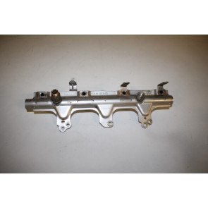 Brandstofverdeler 2.0 TFSI benz. div. Audi modellen Bj 08-13