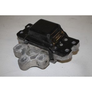 Versnellingsbaksteun links 1.8/2.0 TFSI benz. Audi A3 Bj 04-13