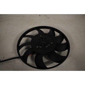 Koelluchtventilator 400W links div. Audi modellen Bj 10-18