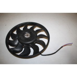 Koelluchtventilator rechts 200W 300MM Audi A4, A6 Bj 01-09