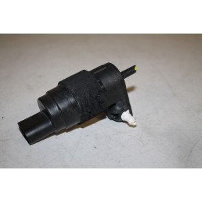 Ruitensproeierpomp div. Audi modellen Bj 99-heden