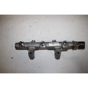 Brandstofverdeler links 3.0 V6 TDI div. Audi modellen Bj 15-heden