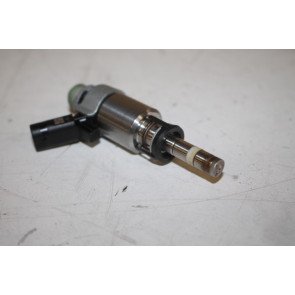 Injector 2.0 TFSI benz. Audi A4, A5, Q5 Bj 12-17