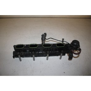 Brandstofverdeler 2.0 TFSI benz. Audi Q5 Bj 13-17