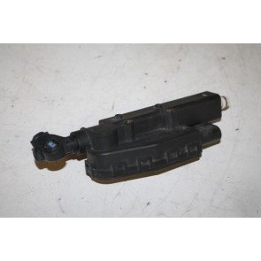Hefcilinder koplampsproeier rechts Audi A8, S8 Bj 03-07