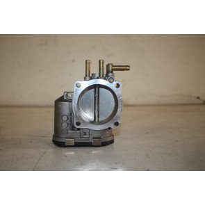 Gasklephuis 2.4-3.0 V6 benz. Audi A4, A6, A8 Bj 98-08