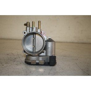 Gasklephuis 2.4-3.0 V6 benz. Audi A4, A6, A8 Bj 98-08