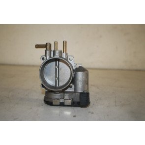 Gasklephuis 2.4-3.0 V6 benz. Audi A4, A6, A8 Bj 98-08