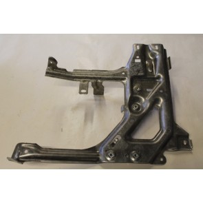 Steun dashboard links Audi A4, S4, RS4 Bj 95-02