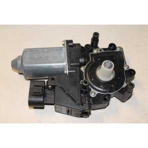 0551807 - 8D0959802A - Ruitbedieningsmotor RA Audi A4 Bj 95-97