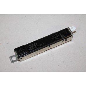 Antenneversterker links boven Audi Q3 Bj 12-14