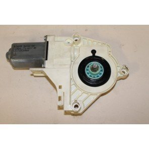 0552477 - 8K0959802 - Ruitbedieningsmotor RV Audi A4, S4, A5, S5, Q5 Bj 08-12