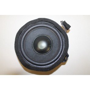 Bose lagetonenluidspreker achter Audi TT Coupe Bj 99-02